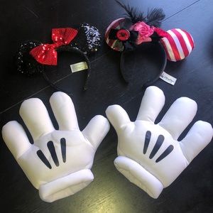 Mickey/ Minnie hands and ears